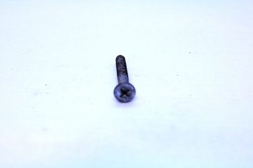 Mossberg 835 12ga Butt Plate Screw