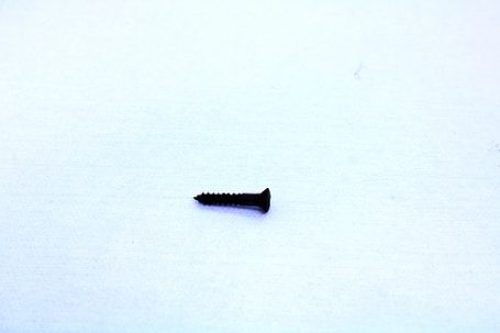 Mossberg 151K Trigger Guard Screw